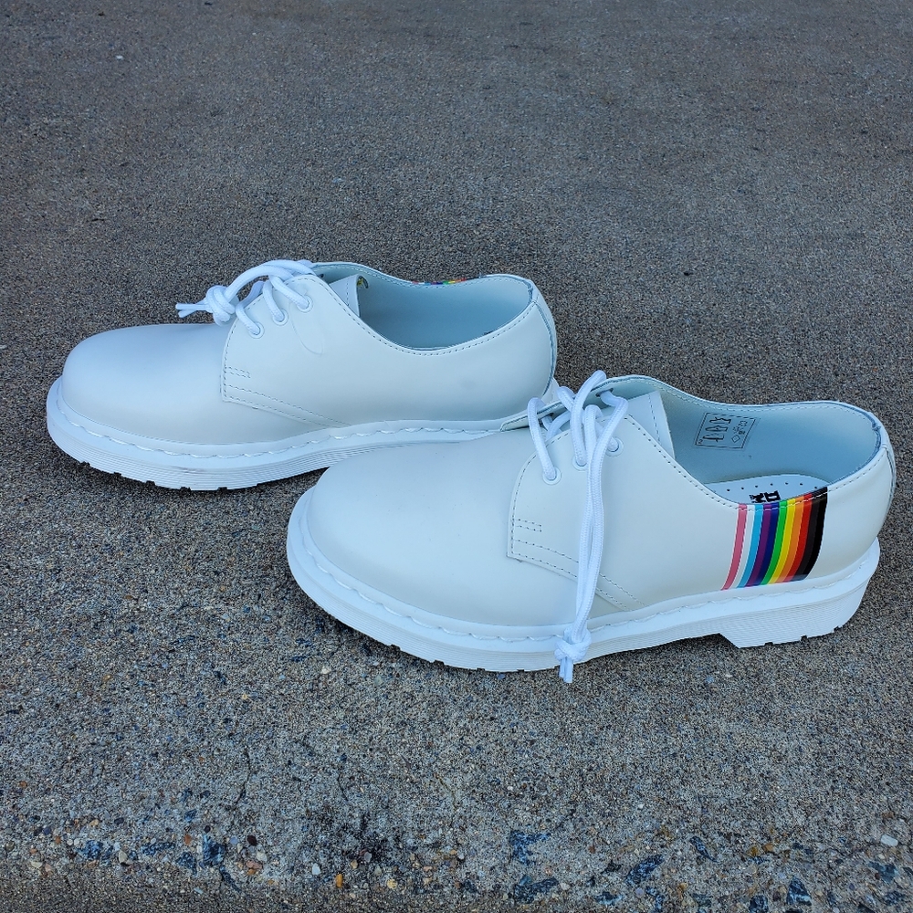 NEW Dr. Martens 1461 For Pride Smooth White Leather Oxford Rainbow Shoes…